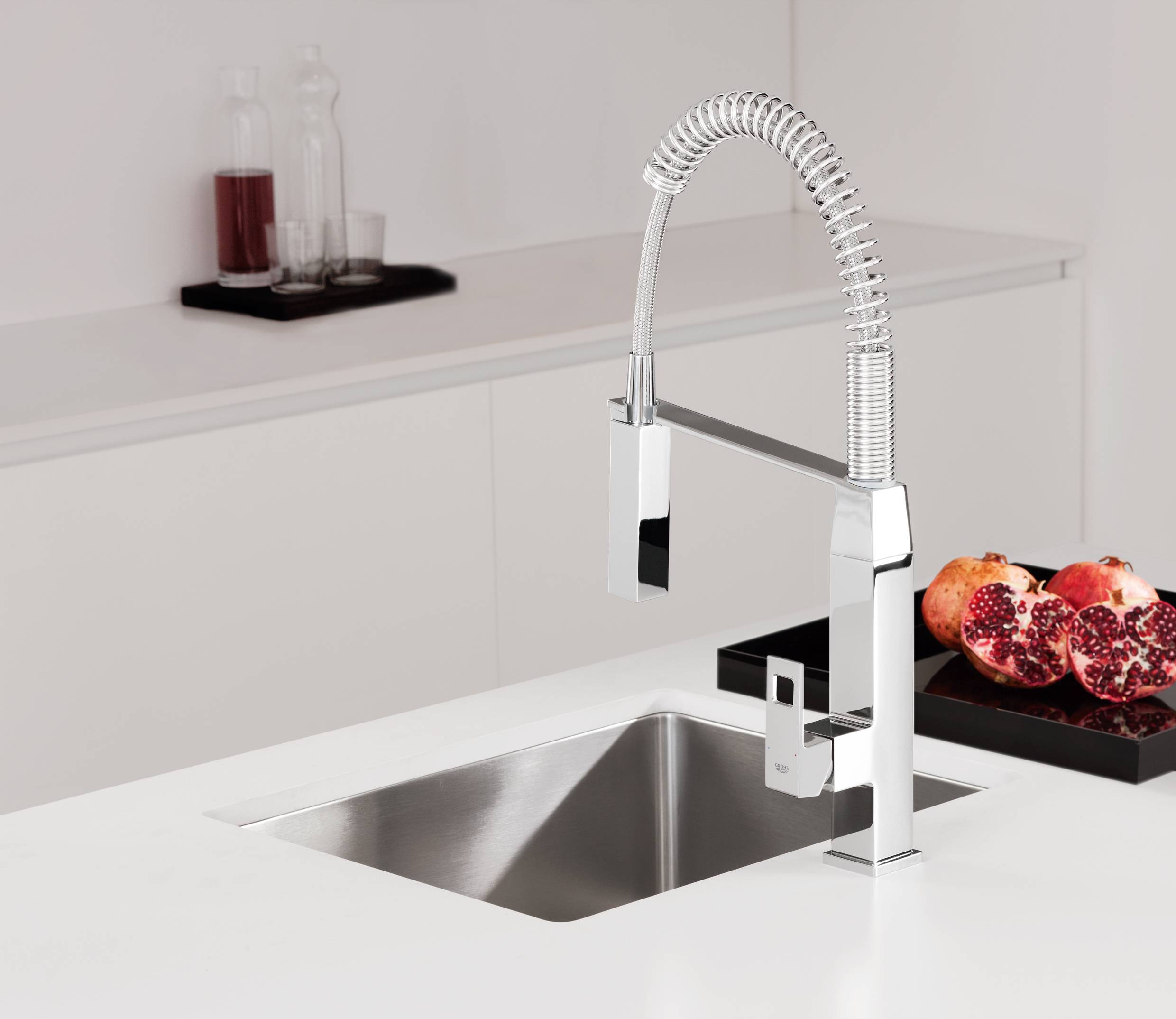 Смеситель для кухонной мойки. Grohe Eurocube 31395000. Смеситель для кухни (мойки) Grohe Eurocube 31395000. Смеситель Grohe 31395000. Grohe Eurocube на кухню.